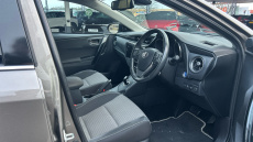 Toyota Auris 1.8 Hybrid Design TSS 5dr CVT [Nav] Hybrid Estate